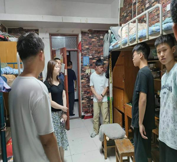 机械与汽车工程学院做好新学期学生管理工作