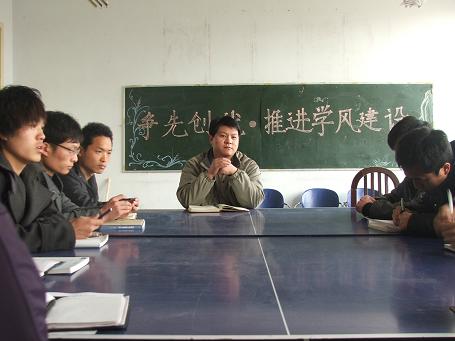 机电学院举行学生干部培训会