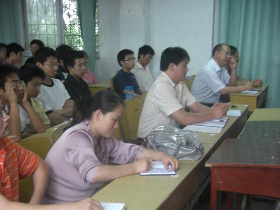 机电工程学院召开毕业生“我的大学成长经历” 系列汇报会之一